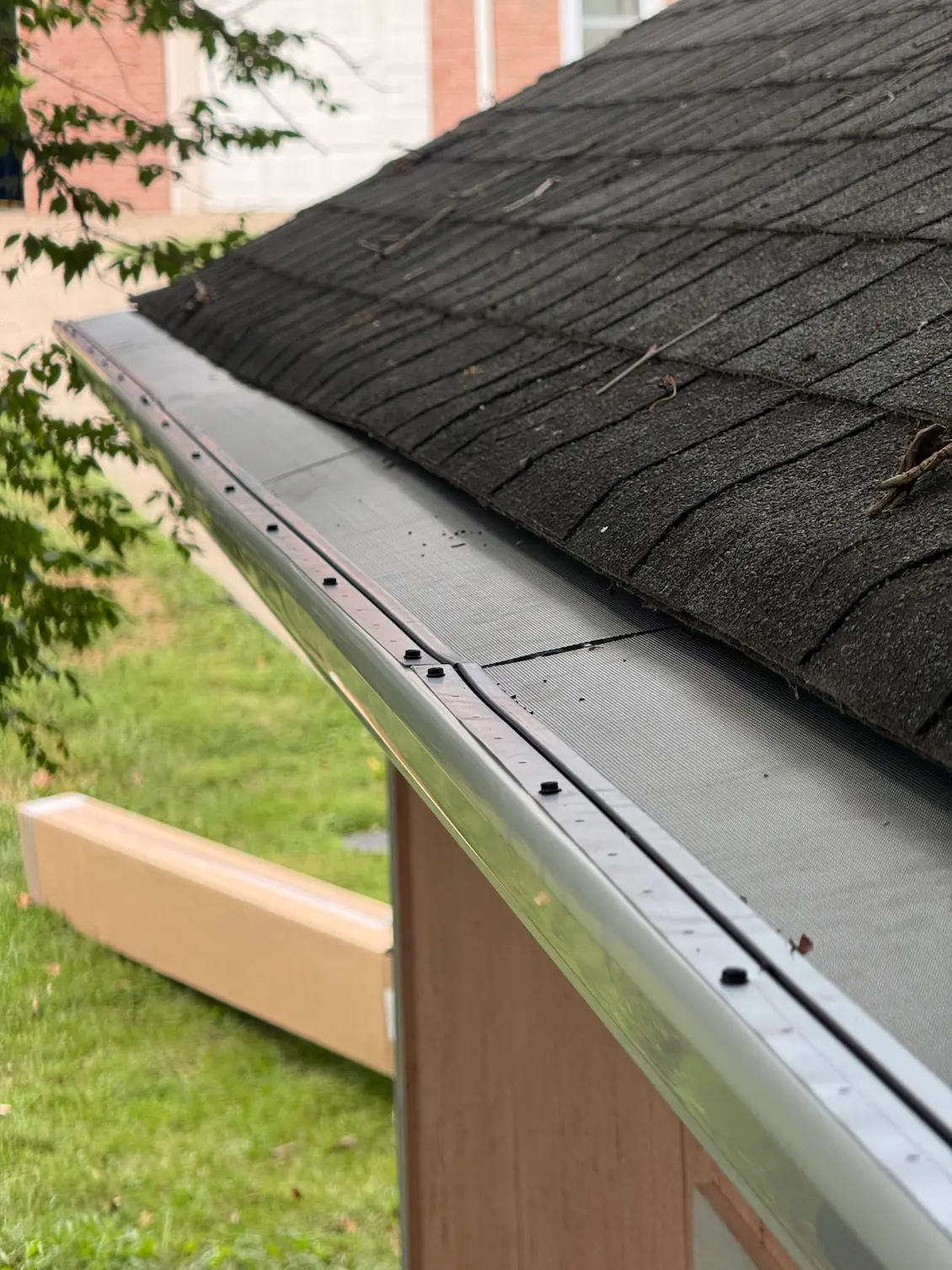 Leaf guard installation Lexington KY